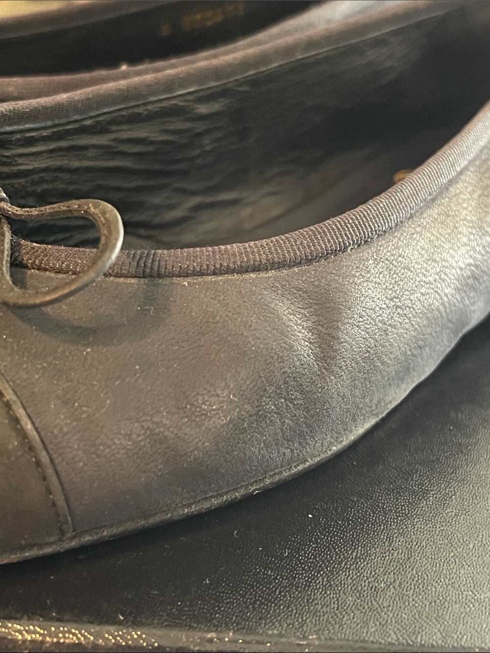 CHANEL Navy Leather Ballet Flats with Bow - Picture 15 of 16